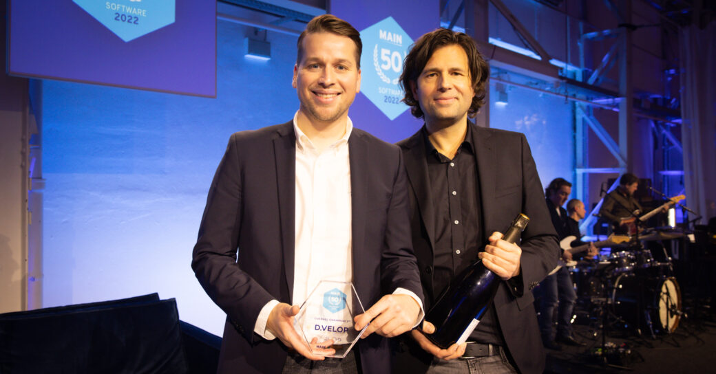 top management with main software award